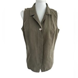 Karen Kane collection green vest